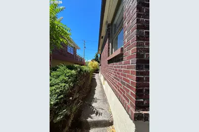 7102 N Interstate Ave, Portland, OR 97217 - Photo 35