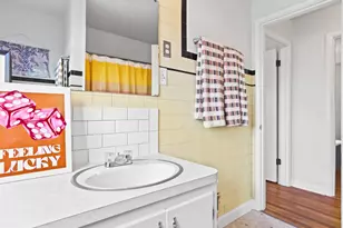 7102 N Interstate Ave, Portland, OR 97217 - Photo 15