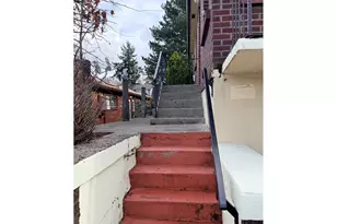 7102 N Interstate Ave, Portland, OR 97217 - Photo 3