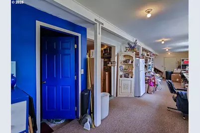 10059 SW 57th Pl, Portland, OR 97219 - Photo 41