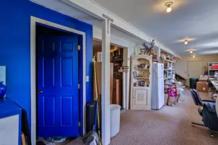 10059 SW 57th Pl, Portland, OR 97219 - Photo 41