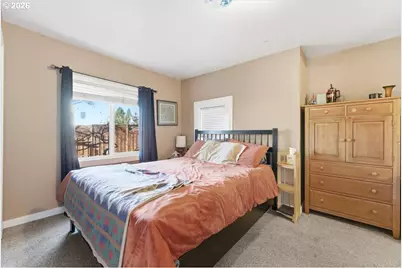 2725 SE 87th Ave, Portland, OR 97266 - Photo 17
