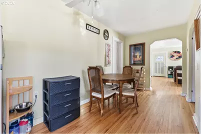 2725 SE 87th Ave, Portland, OR 97266 - Photo 13