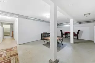 2725 SE 87th Ave, Portland, OR 97266 - Photo 23