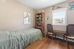 2725 SE 87th Ave, Portland, OR 97266 - Photo 9