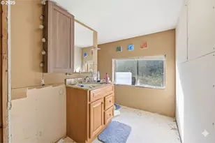 31287 New Kirk Rd, Scappoose, OR 97056 - Photo 29