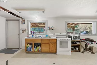 31287 New Kirk Rd, Scappoose, OR 97056 - Photo 19