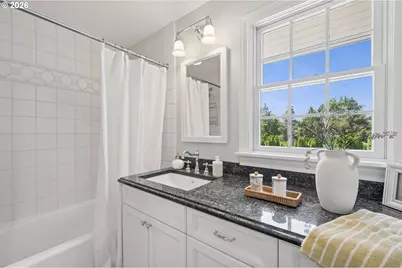 5120 SW Santa Monica Ct, Portland, OR 97221 - Photo 29