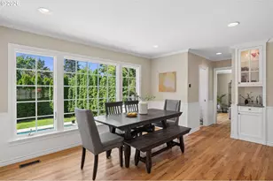 5120 SW Santa Monica Ct, Portland, OR 97221 - Photo 9
