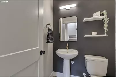 1004 NE 17th Ave, Canby, OR 97013 - Photo 23