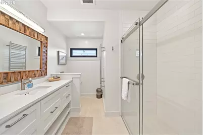 108 W Madison St, Cannon Beach, OR 97110 - Photo 37