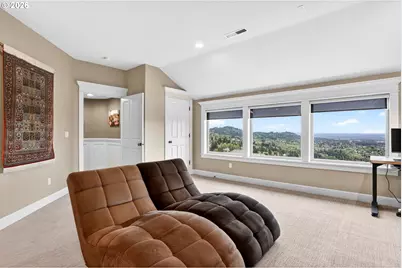 9742 NW Skyline Heights Dr, Portland, OR 97229 - Photo 31