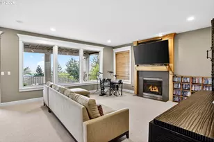 9742 NW Skyline Heights Dr, Portland, OR 97229 - Photo 35