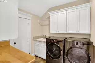 9742 NW Skyline Heights Dr, Portland, OR 97229 - Photo 21