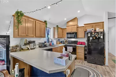 13531 Clairmont Way, Oregon City, OR 97045 - Photo 7