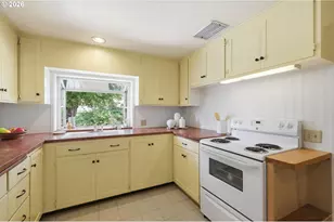 3025 Harris St, Eugene, OR 97405 - Photo 17