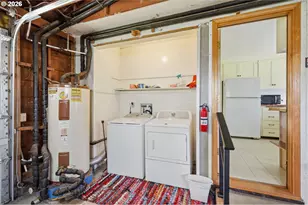 3025 Harris St, Eugene, OR 97405 - Photo 33