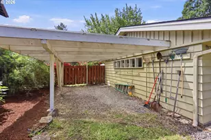 3025 Harris St, Eugene, OR 97405 - Photo 35