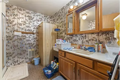 1309 Hawthorne Ave, Reedsport, OR 97467 - Photo 7