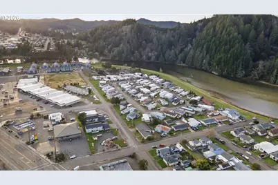 1309 Hawthorne Ave, Reedsport, OR 97467 - Photo 31
