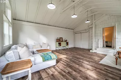 770 9th St SE, Bandon, OR 97411 - Photo 29