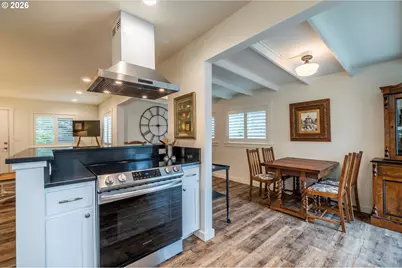 770 9th St SE, Bandon, OR 97411 - Photo 21