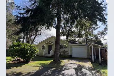 770 9th St SE, Bandon, OR 97411 - Photo 5