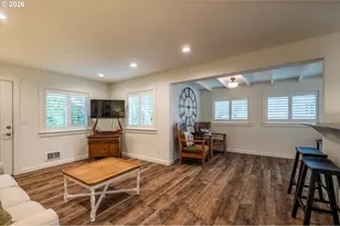 770 9th St SE, Bandon, OR 97411 - Photo 25