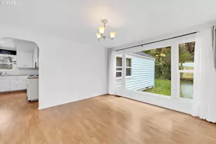 26900 Crow Rd, Eugene, OR 97402 - Photo 21