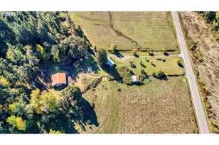 26900 Crow Rd, Eugene, OR 97402 - Photo 11