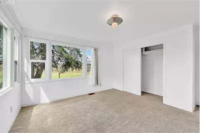 26900 Crow Rd, Eugene, OR 97402 - Photo 35