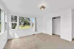 26900 Crow Rd, Eugene, OR 97402 - Photo 35