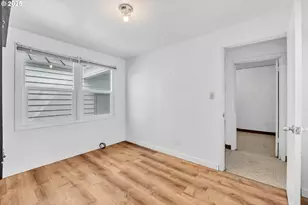 26900 Crow Rd, Eugene, OR 97402 - Photo 27