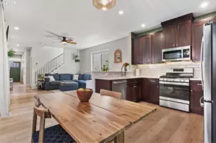 8971 N Drummond Ave, Portland, OR 97217 - Photo 7