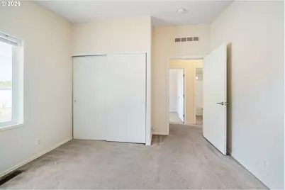 4802 SE 133rd Dr, Portland, OR 97236 - Photo 13