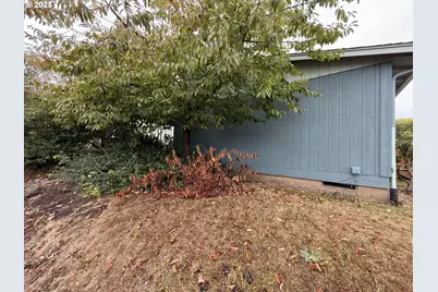 504 Lord St, Kelso, WA 98626 - Photo 37