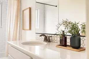 9216 SE Market St, Portland, OR 97216 - Photo 15