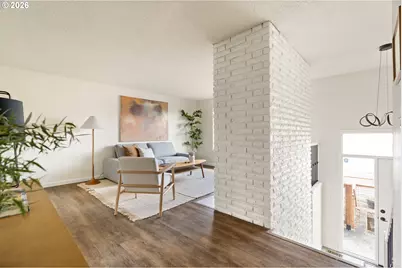 9216 SE Market St, Portland, OR 97216 - Photo 3