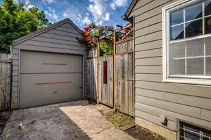 2214 N Emerson St, Portland, OR 97217 - Photo 37