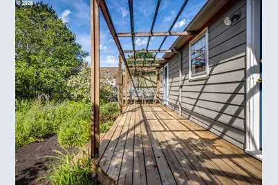 2214 N Emerson St, Portland, OR 97217 - Photo 35