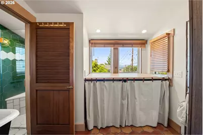 1692 Franklin Ave, Astoria, OR 97103 - Photo 17