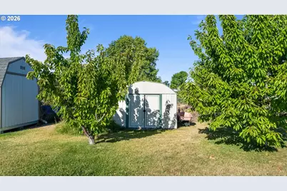 302 NW Columbia Ave, Boardman, OR 97818 - Photo 33