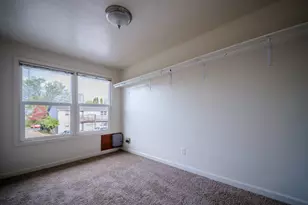 302 Monmouth Ave, Monmouth, OR 97361 - Photo 29