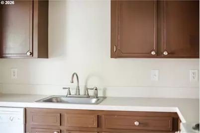 302 Monmouth Ave, Monmouth, OR 97361 - Photo 25