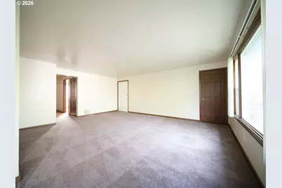 302 Monmouth Ave, Monmouth, OR 97361 - Photo 17