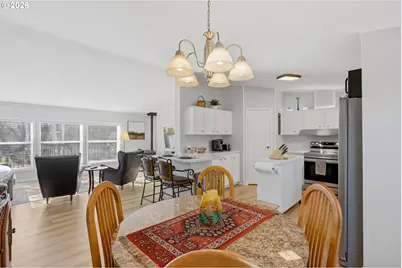 18345 NE Glisan St, Portland, OR 97230 - Photo 13