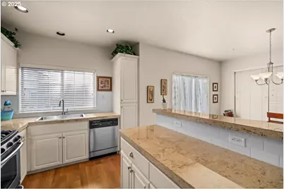 680 NE Adwick Dr #5, Hillsboro, OR 97006 - Photo 13