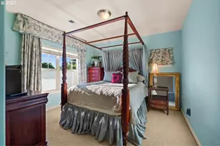 680 NE Adwick Dr, Hillsboro, OR 97006 - Photo 23