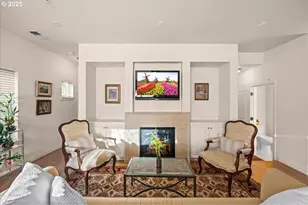 680 NE Adwick Dr, Hillsboro, OR 97006 - Photo 9