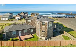 323 Madison Ave, Bandon, OR 97411 - Photo 3